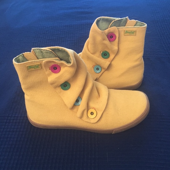 Blowfish Shoes - Blowfish Button Booties Yellow Hightop